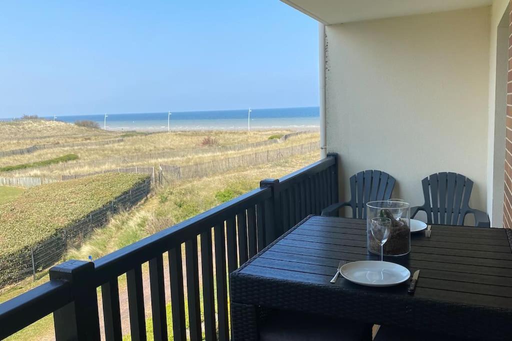 Cabourg-La Mer A Vos Pieds Et La Thalasso A 50 M Buitenkant foto
